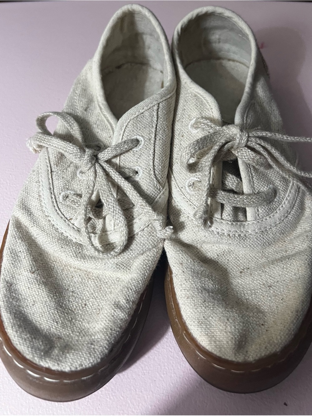 Sanuk Avery Lace Hemp low-top sneakers in the "Washed White" or "Natural" size 8